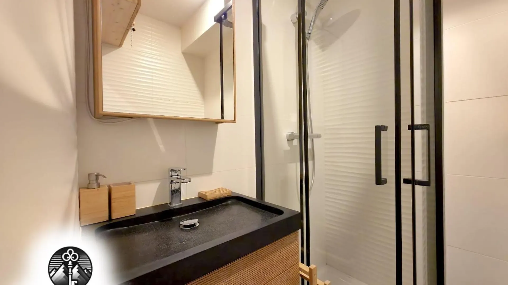 Renove - Cosy & Idealement Situe - Coup De Coeur Alpe dʼHuez France