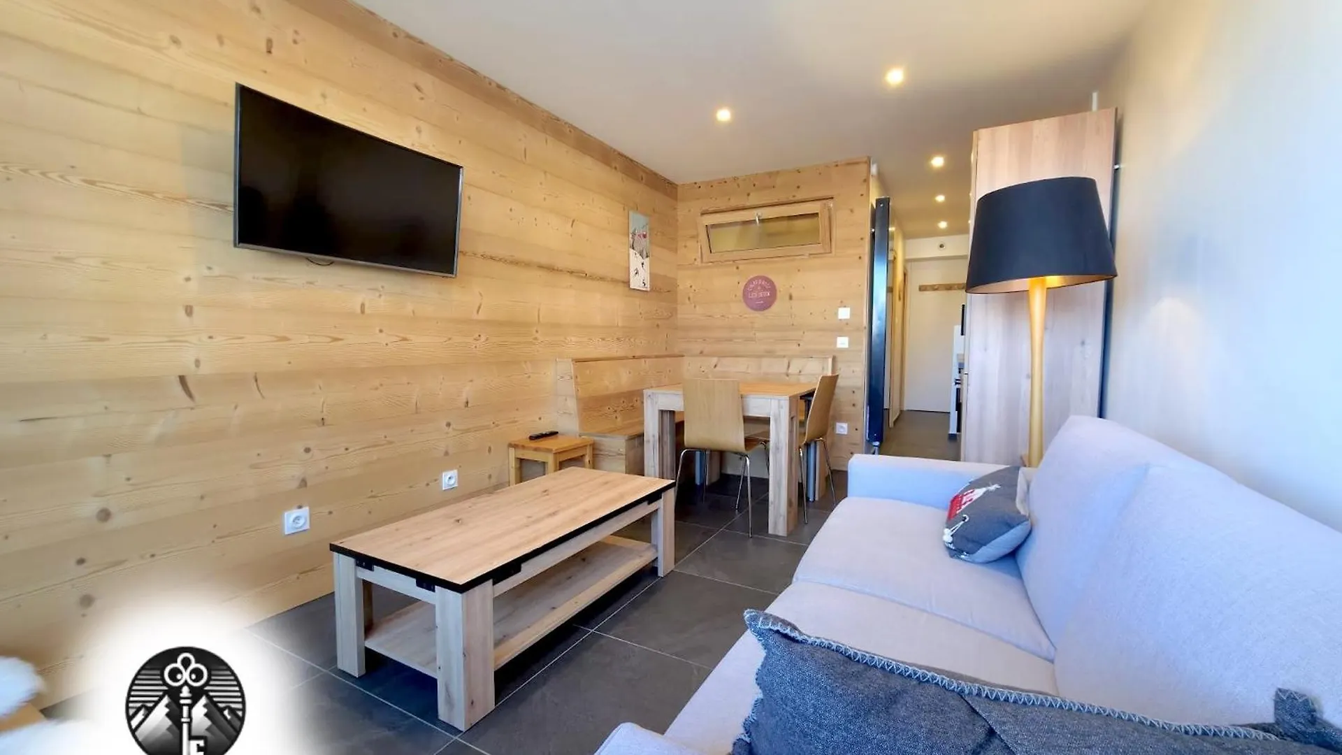 Renove - Cosy & Idealement Situe - Coup De Coeur Alpe dʼHuez 0*,  France